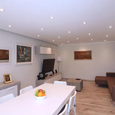 Laura's House بيت للعطل