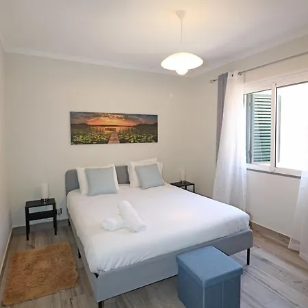 Дом отдыха Laura's House *